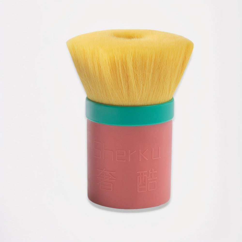 A Hairbrush For Hair Dryers, With Soft Bristles